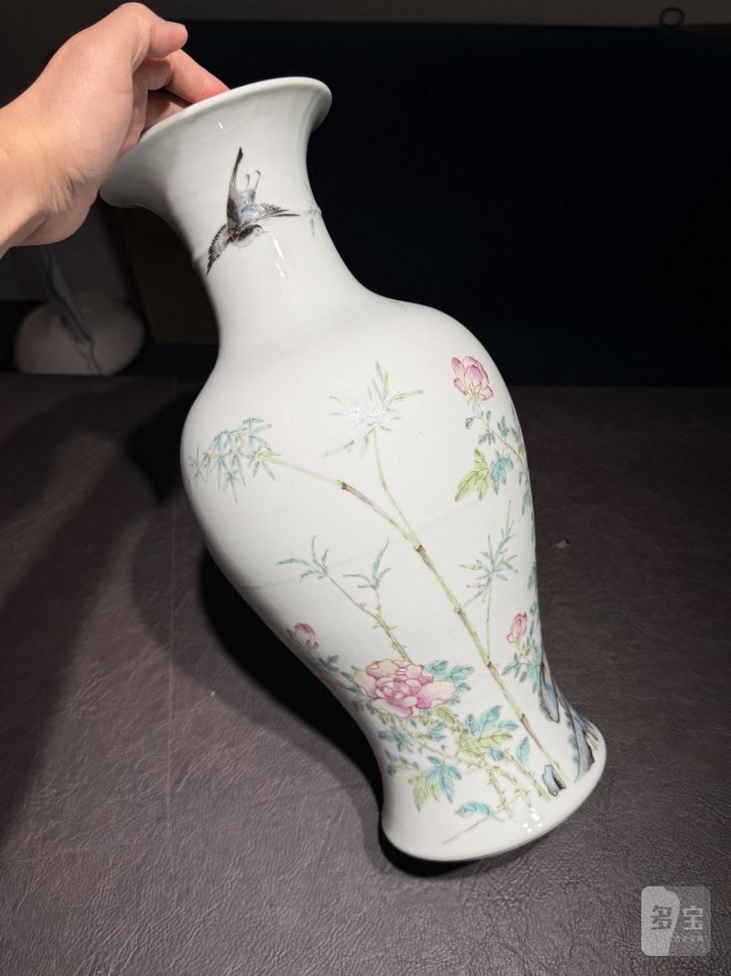 民国 粉彩山石花鸟纹观音尊 - 图6